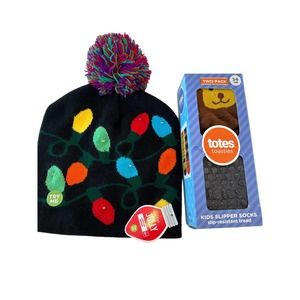 Bundle Jolly light up beanie 2 pair Totes slipper socks